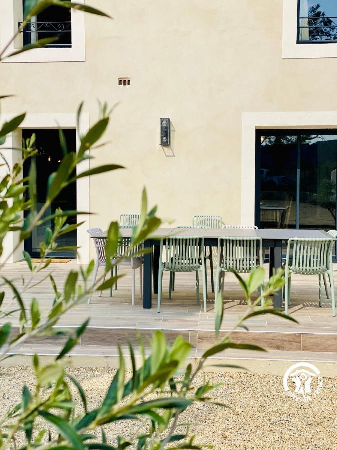 Domaine De Merins, 10 Couchages Avec Piscine, Face A La Riviere, A 4Km De La Plage Fleury  Zewnętrze zdjęcie